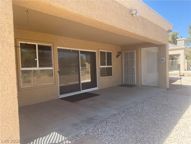 Building Photo - 8900 Kingsmill Dr