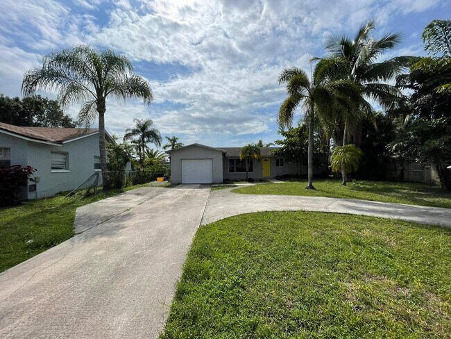 Primary Photo - 22788 SW 65th Way