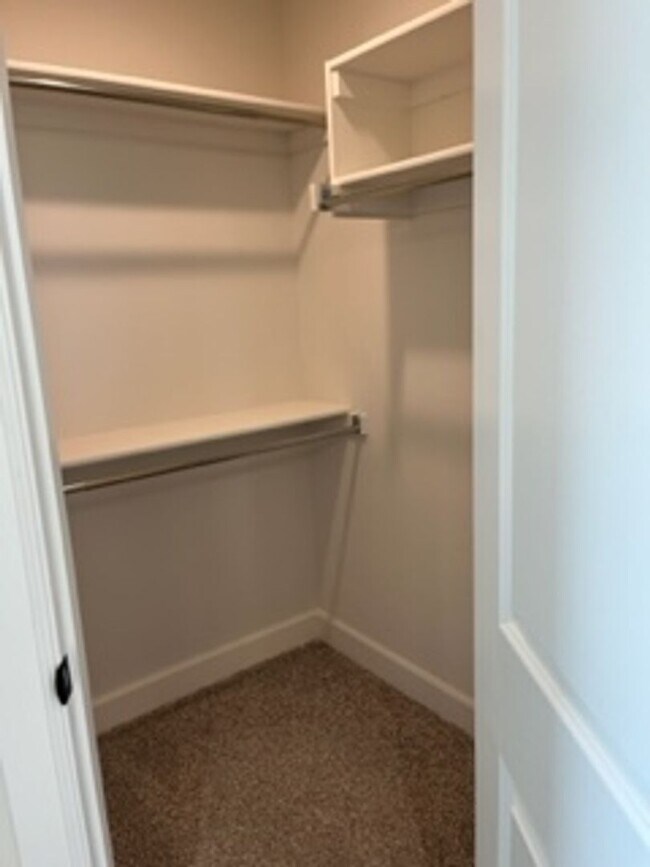 Building Photo - FIRST MONTH FREE - Beautiful New Home!