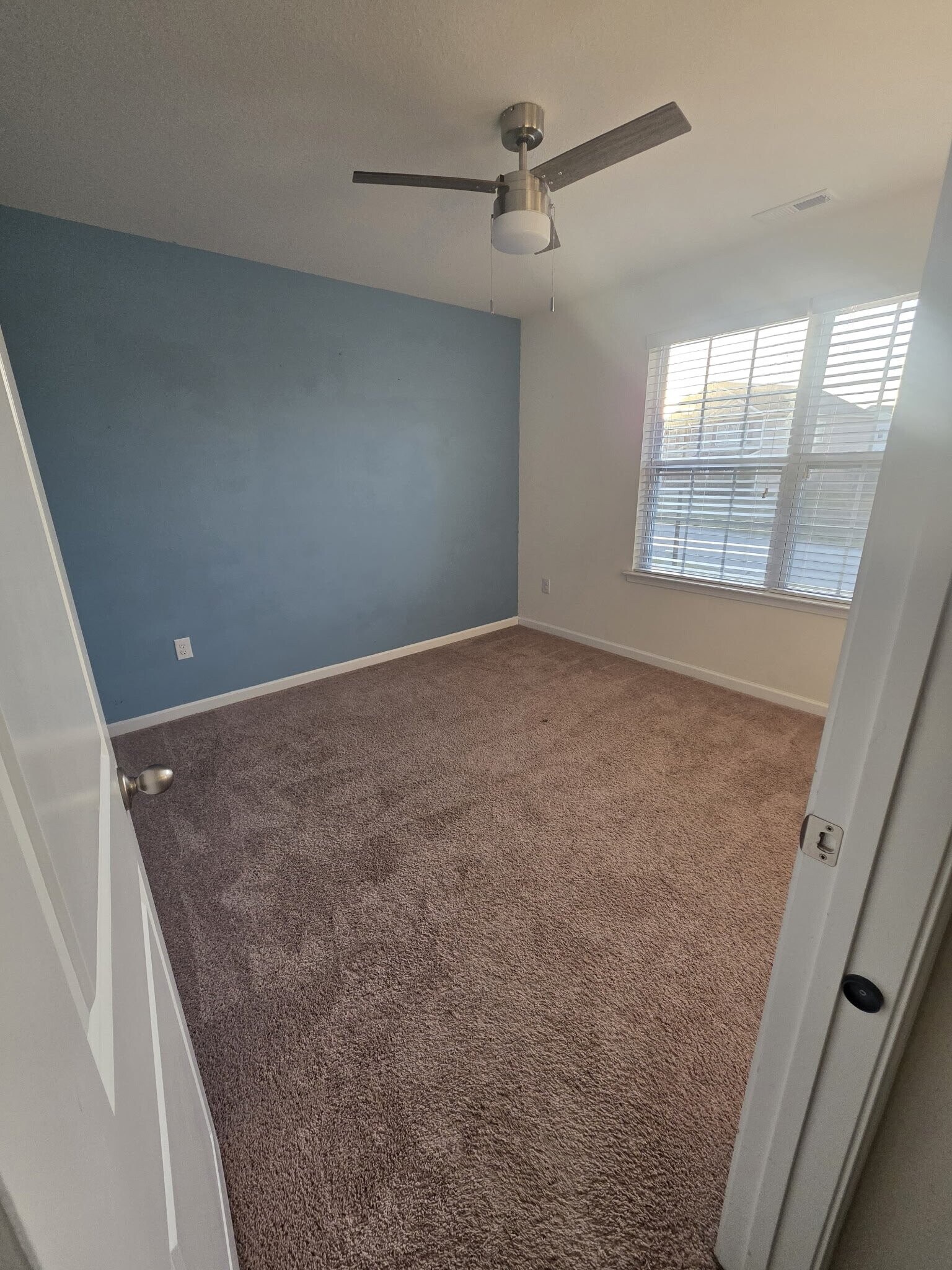 Building Photo - 536 Botanical Ct
