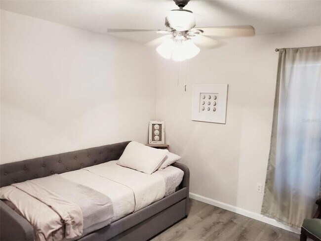 Building Photo - 3773 59th Ave W