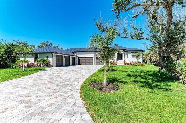 Building Photo - 7161 Manasota Key Rd