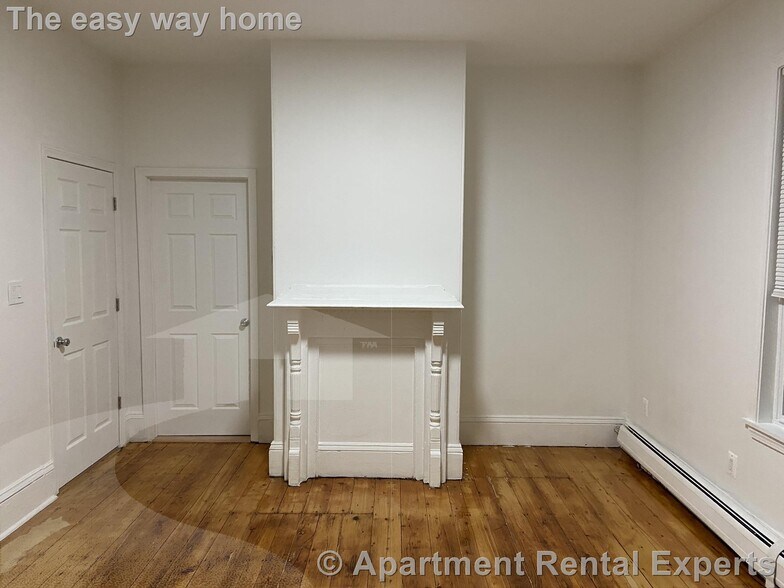 Building Photo - 252 Windsor St