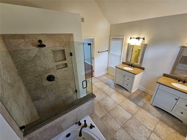 Building Photo - 11640 Vista Forest Dr