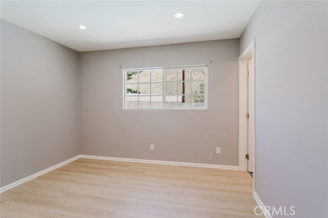 Building Photo - 9540 Debra Ave