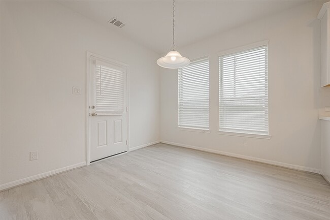 Building Photo - 3111 Trishelle Ct