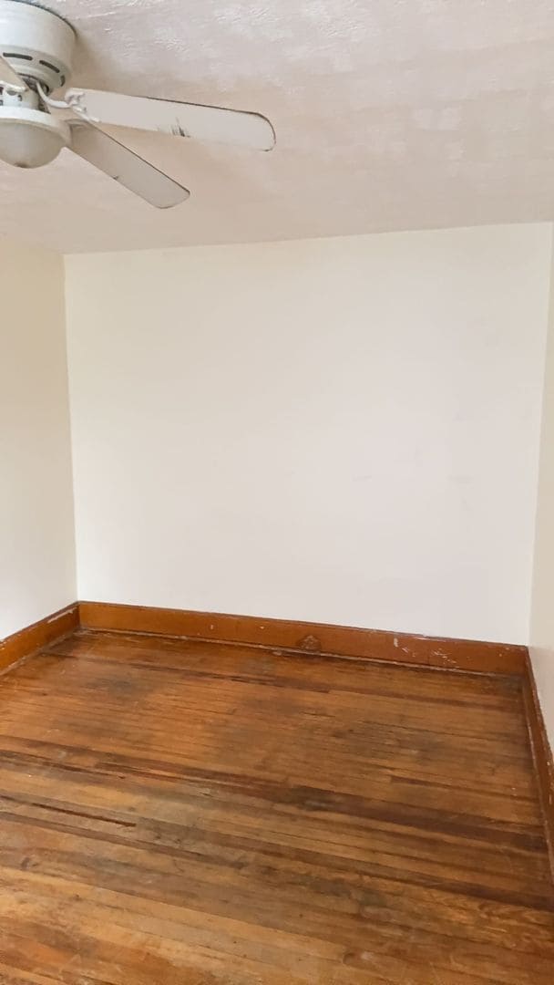 Building Photo - 704-706 Cypress Ave