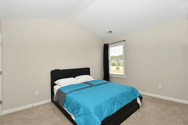 Building Photo - 208 Arrowwood Dr