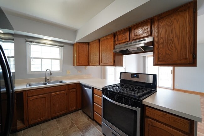 Building Photo - 1008 Southbridge Ln