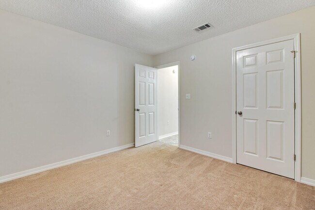 Building Photo - 4678 Windstarr Dr