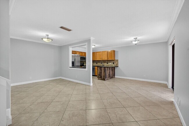 Building Photo - 1590 Forest Lakes Cir