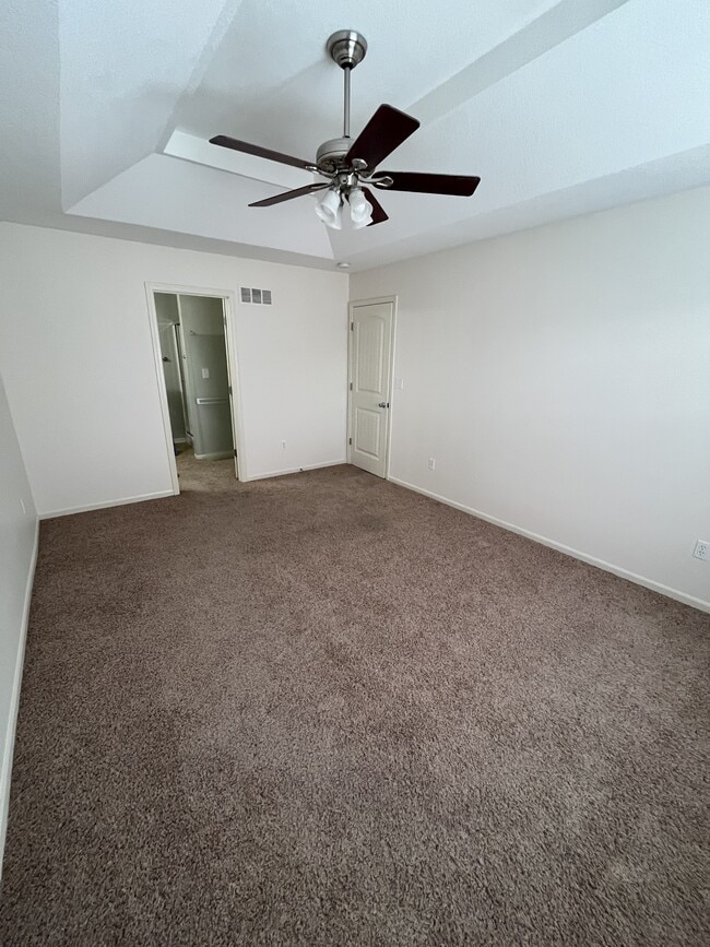 Building Photo - 1204 Dustins Way