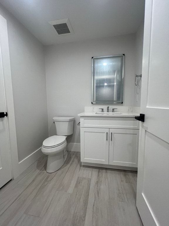 Building Photo - 10 Webber Ave