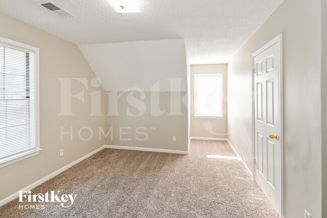 Building Photo - 4845 Blue Wing St