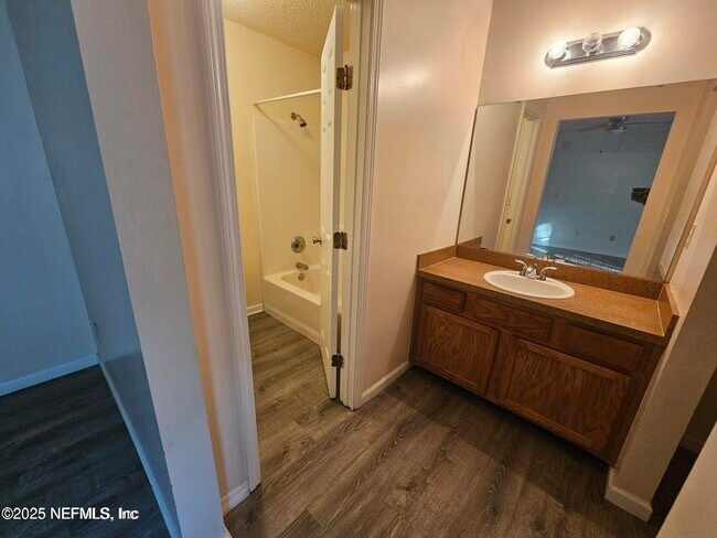 Building Photo - 7823 Mordecai Ct