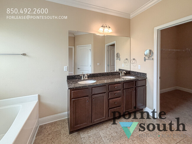Building Photo - 24119 Weatherbee Park Dr