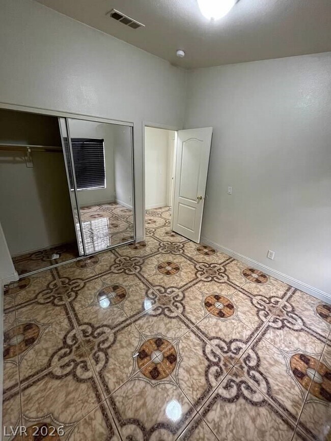 Building Photo - 4406 Cinema Ave