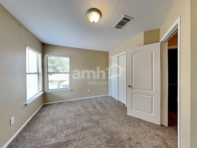 Building Photo - 7537 Marble Ridge Dr