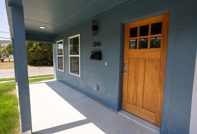 Building Photo - 3144 Wayside Ave