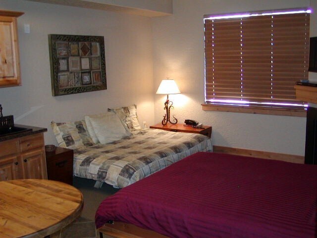 Building Photo - 2669 Canyons Resort Dr