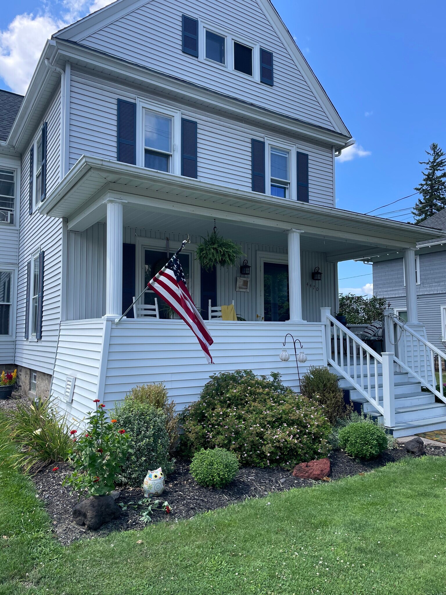 Building Photo - 4470 Main St