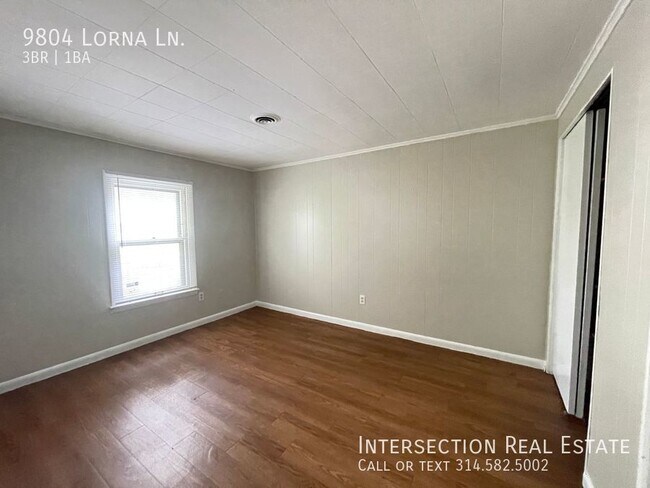 Building Photo - Charming 3 Bedroom Ranch Home with Fenced ...