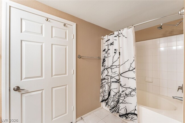 Building Photo - 2000 Quartz Cliff St