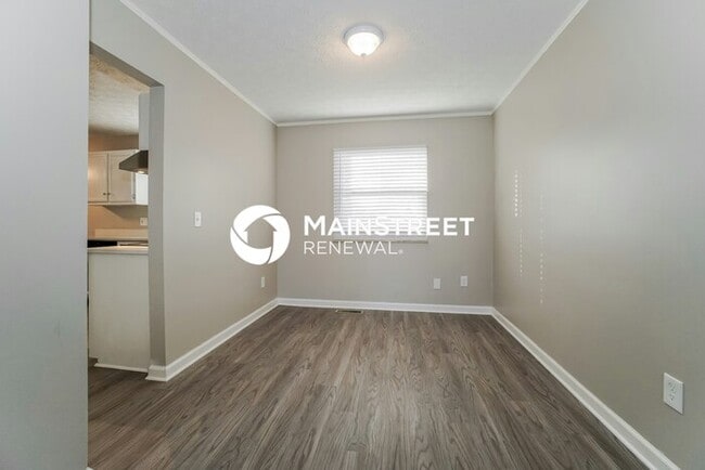 Building Photo - 4 Bedroom Pet-Friendly Home in Reynoldsbur...