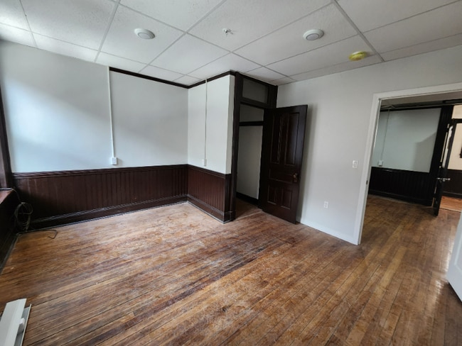 Building Photo - 10 Langdon St