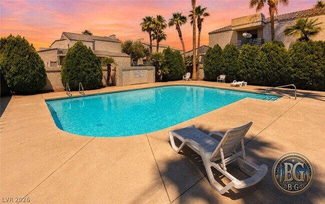 Building Photo - 6250 W Flamingo Rd