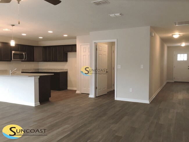 Building Photo - 8777 Kaye Ln