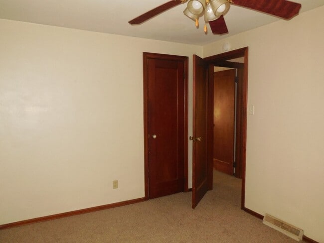 Building Photo - Two Bedroom House with Drive Under Garage!