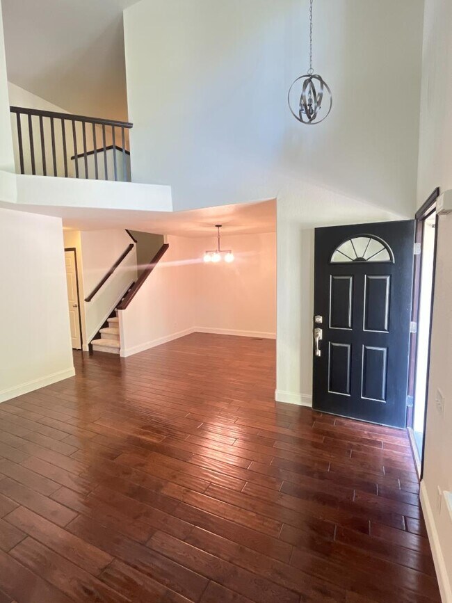Building Photo - 5260 Cornerstone Dr