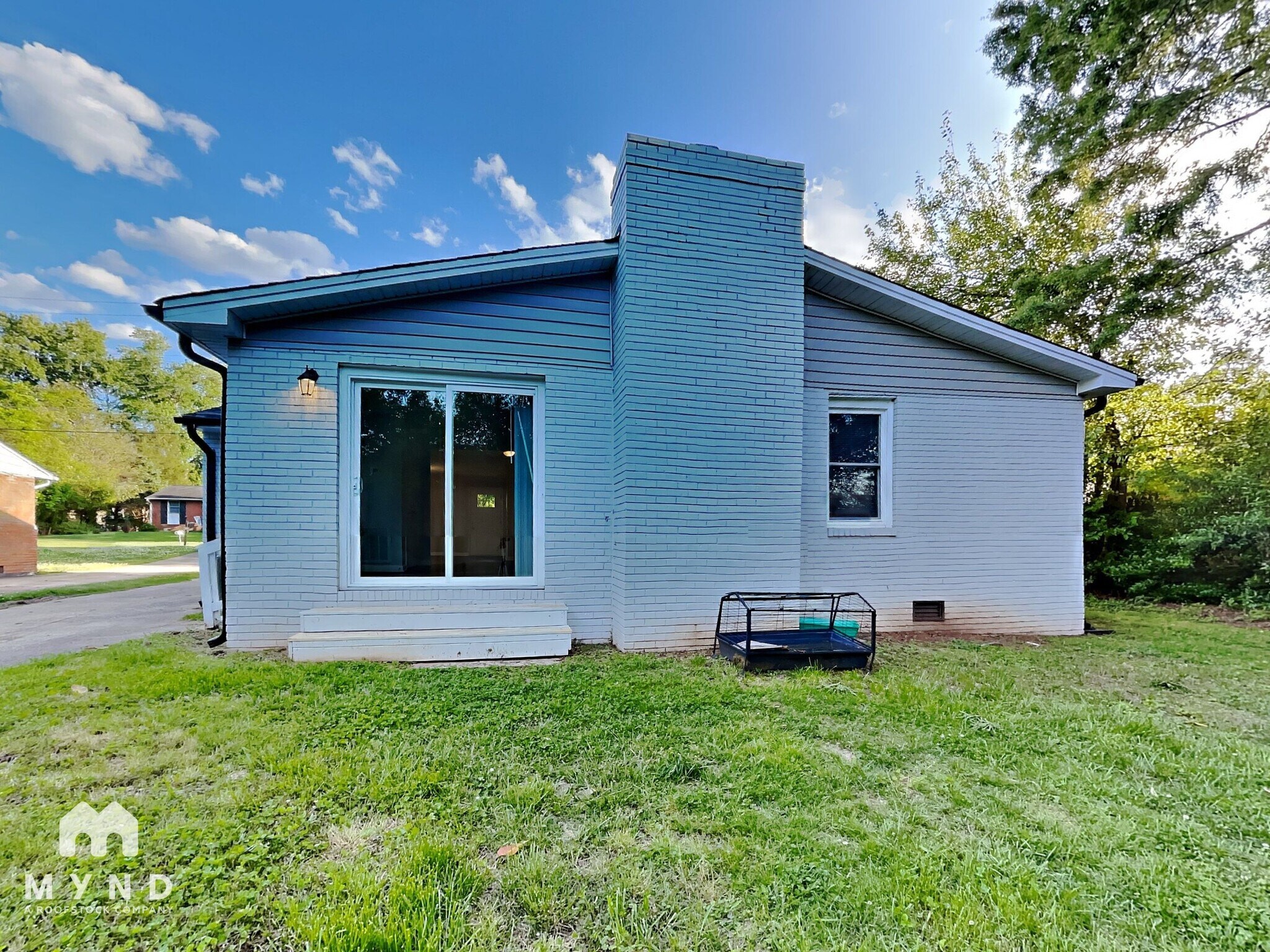 Building Photo - 741 Bunche Dr