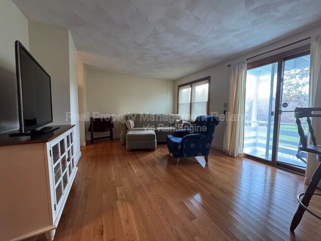 Building Photo - 38 Kimball Ave