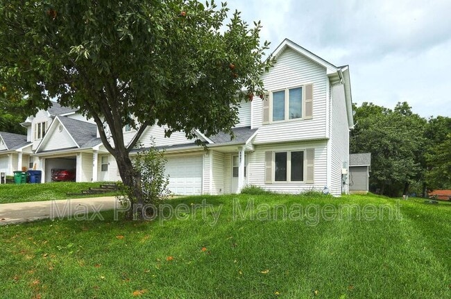 Building Photo - 5907 Townsend Ave
