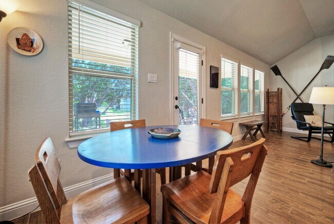 Building Photo - 21707 Crystal Way
