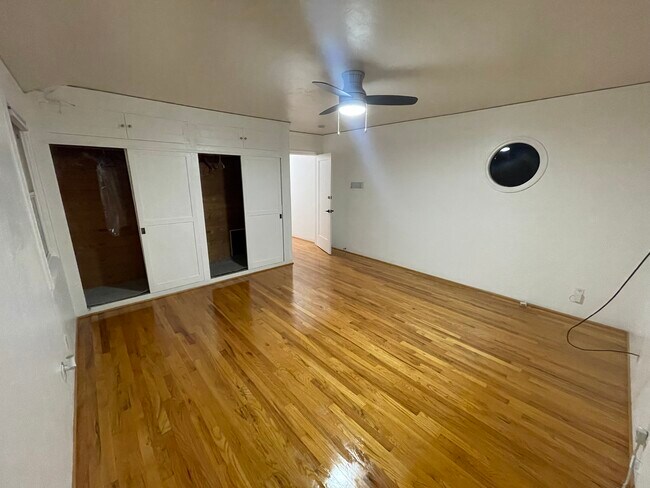 Building Photo - 406 Brewington Ave