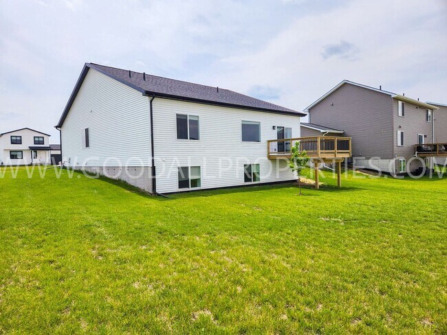Building Photo - Spacious 4 Bedroom Ranch with Finished Basement & 3-Car Garage in Waukee