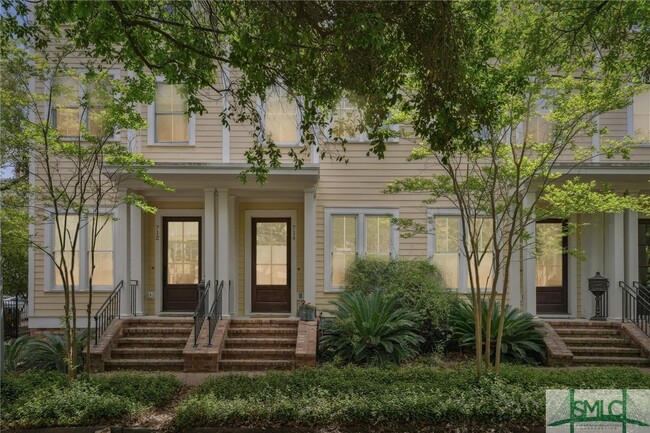 Primary Photo - 714 Tattnall St
