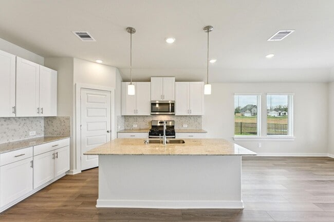 Building Photo - 5503 Bowquiver Ln