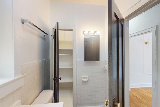 Floorplan - 5053 S. Ellis Avenue