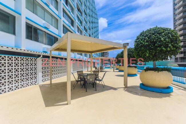 Building Photo - Kapiolani Terrace studio for rent