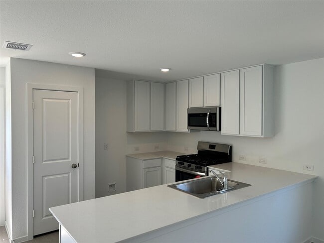 Building Photo - 2931 Summer Breeze Wy