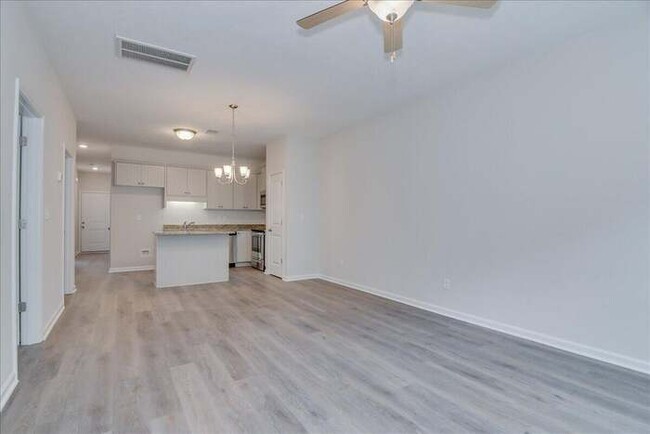 Building Photo - Brand New Luxury Attached Home