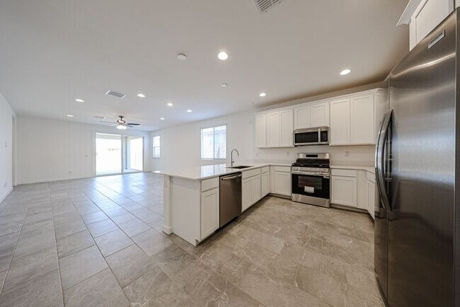 Building Photo - NEW 5 Bedroom 3 Bathroom Home Available fo...