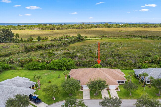 Building Photo - 1802 E Sanderling Ln