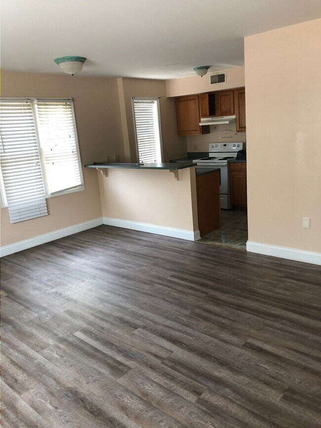 Townhome For Lease!! 230 Bowles Park Dr Pikeville KY 41501