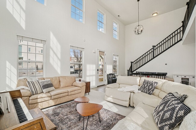 Building Photo - 5387 W Bowstring Way