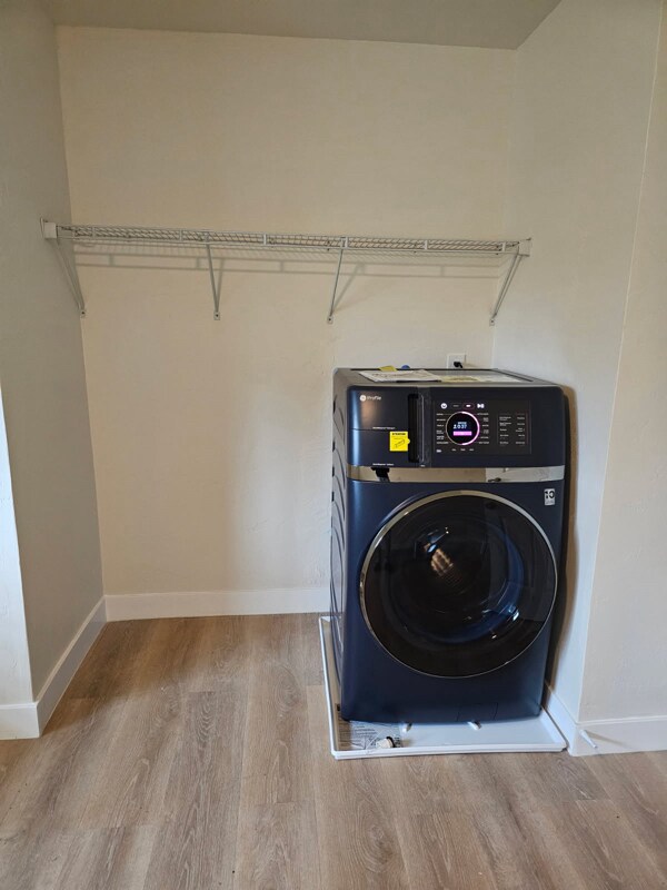 Building Photo - 1142 N Broadway